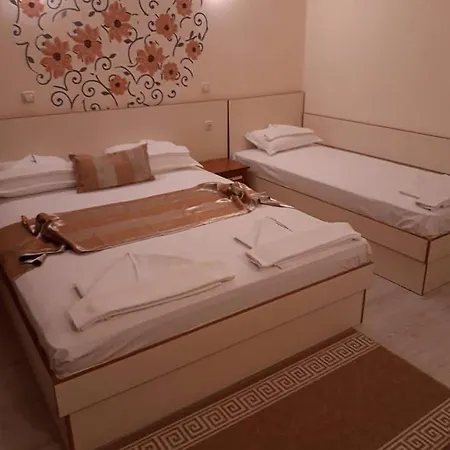 Hotel семеен вермона 2*