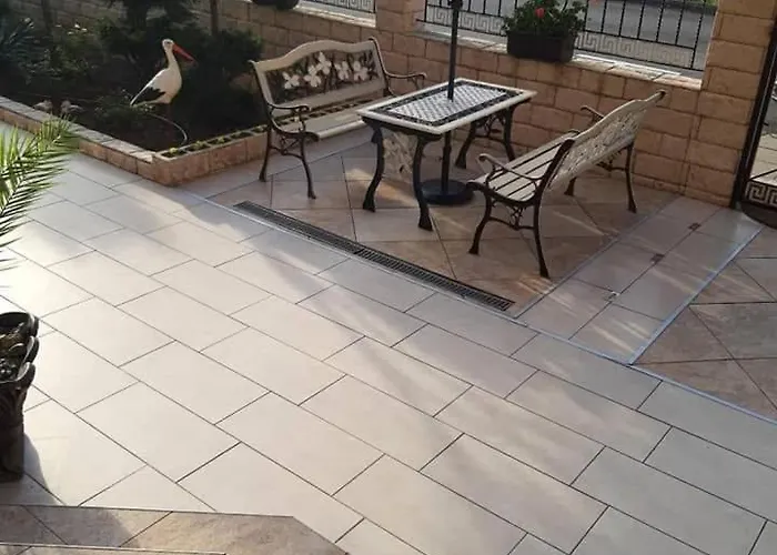 Hotel семеен вермона 2*