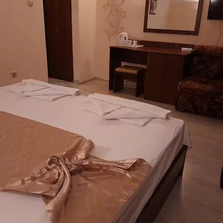 酒店 семеен вермона 普里莫尔斯科